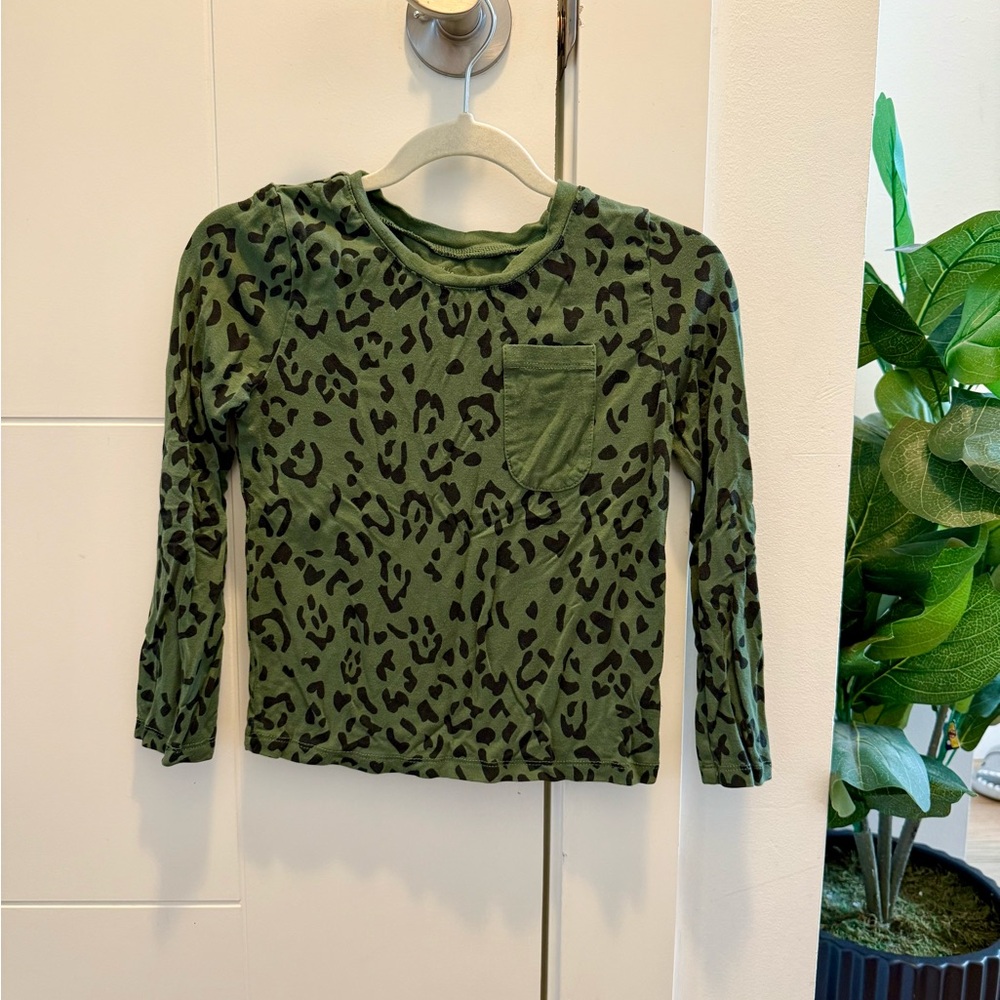 Kyte Baby Shirt in Hunter Leopard